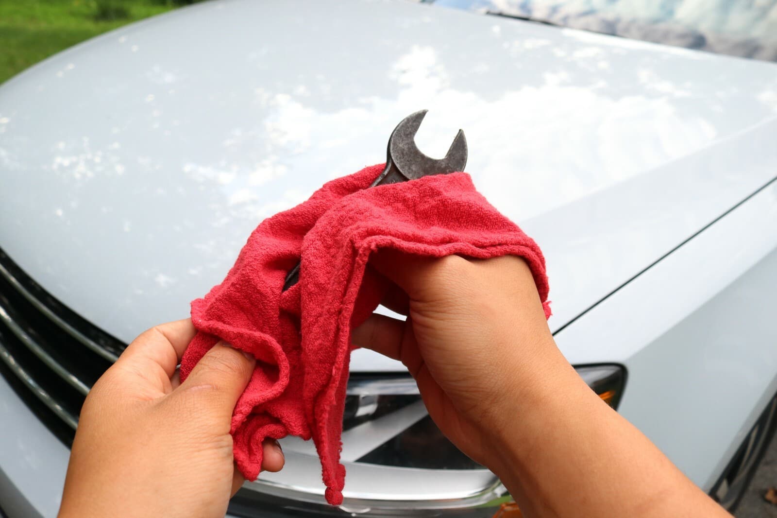 50 Pack of Red Shop Towels 12 x 14 Cleaning Cotton Rags Absorbent Wipers 4