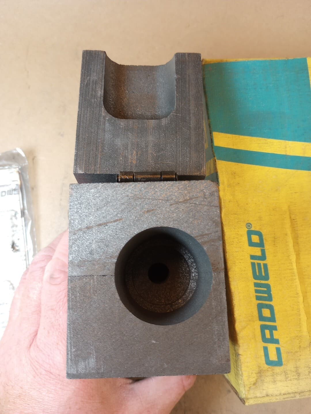 ERICO CADWELD VSC1E - #8 AWG TO STEEL #45 Weld Metal 5