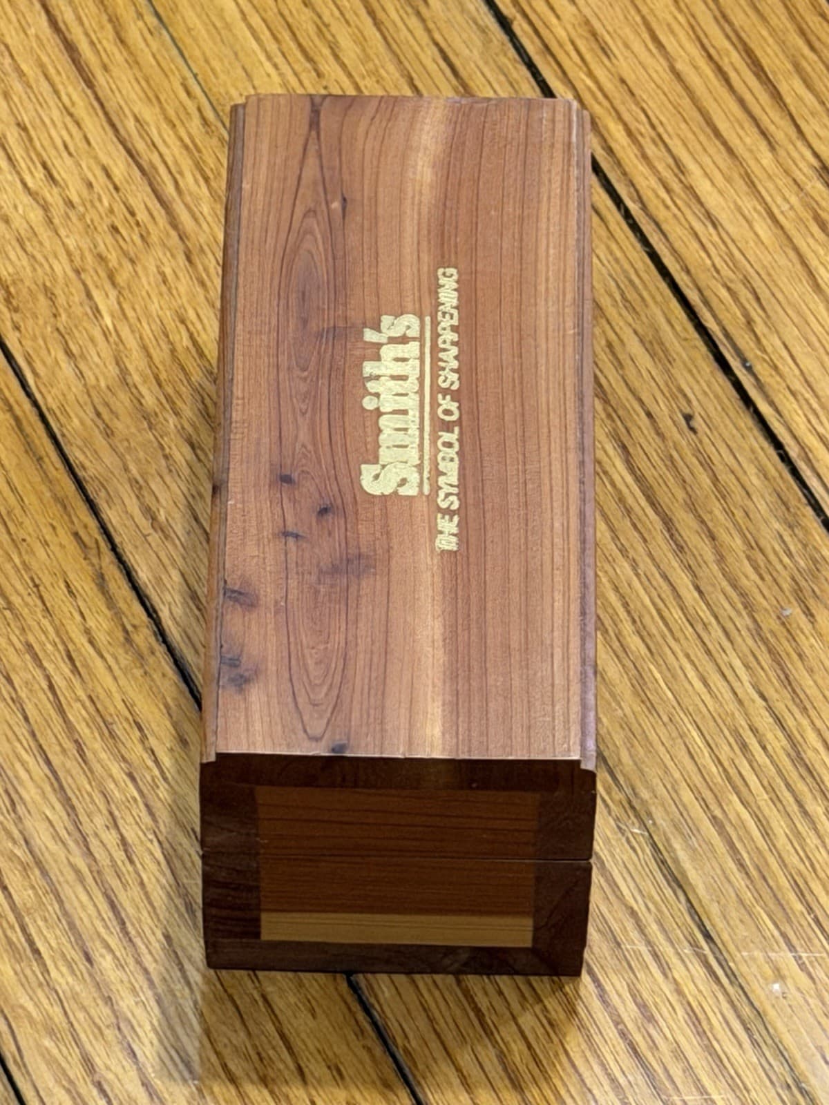 Smith's Sharpening Stone in Cedar Box - Small with 3 Stones 2.5" x 2.5" x 5" 3