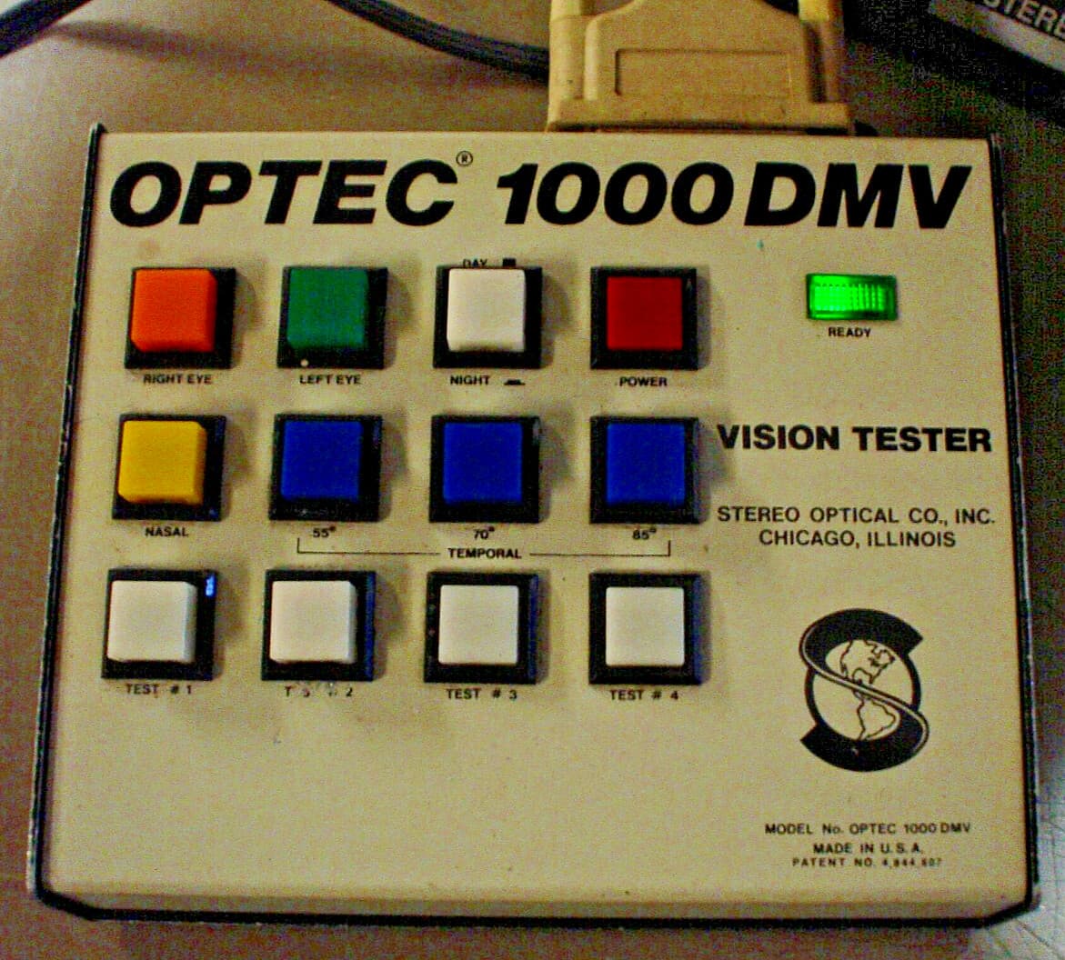 Stereo Optical OPTEC 1000 DMV Vision Screener Tester 1000DMV w/Keypad Controller 2