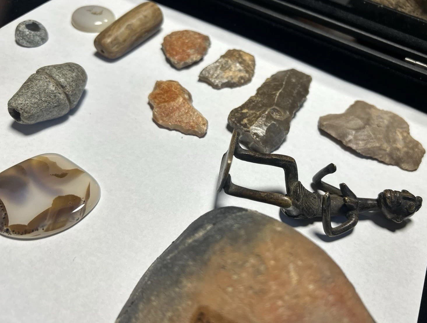 Ancient African Aterian Tools Ashanti Bronze Roman Pot Beads Artifact Lot  4