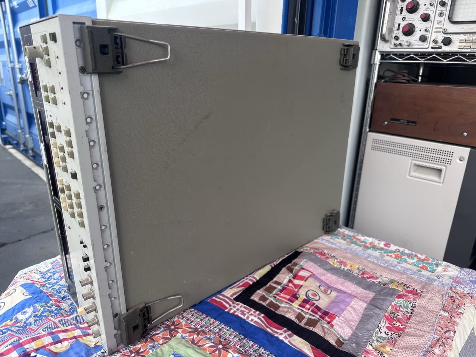 HP 4275A Opt 001 Multi-Frequency LCR Meter 10 kHz to 10 MHz Powers On 5