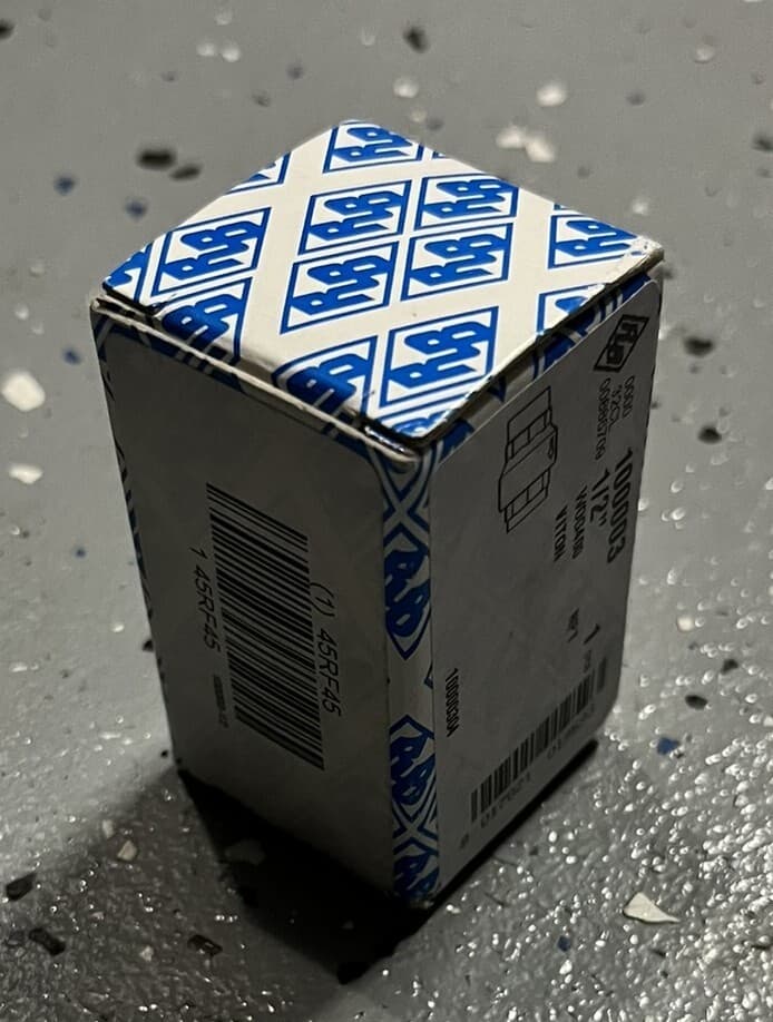 RB VITON 100003 1/2" INCH BRASS CHECK VALVE 400WOG | NEW 3