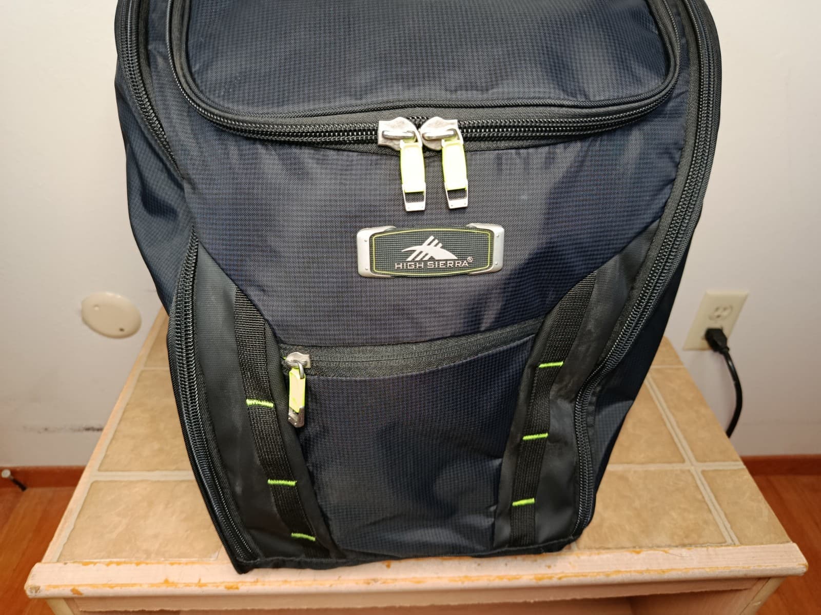 High Sierra Pro Series Trapezoid Boot Bag Black Ski Snowboarding EUC 4