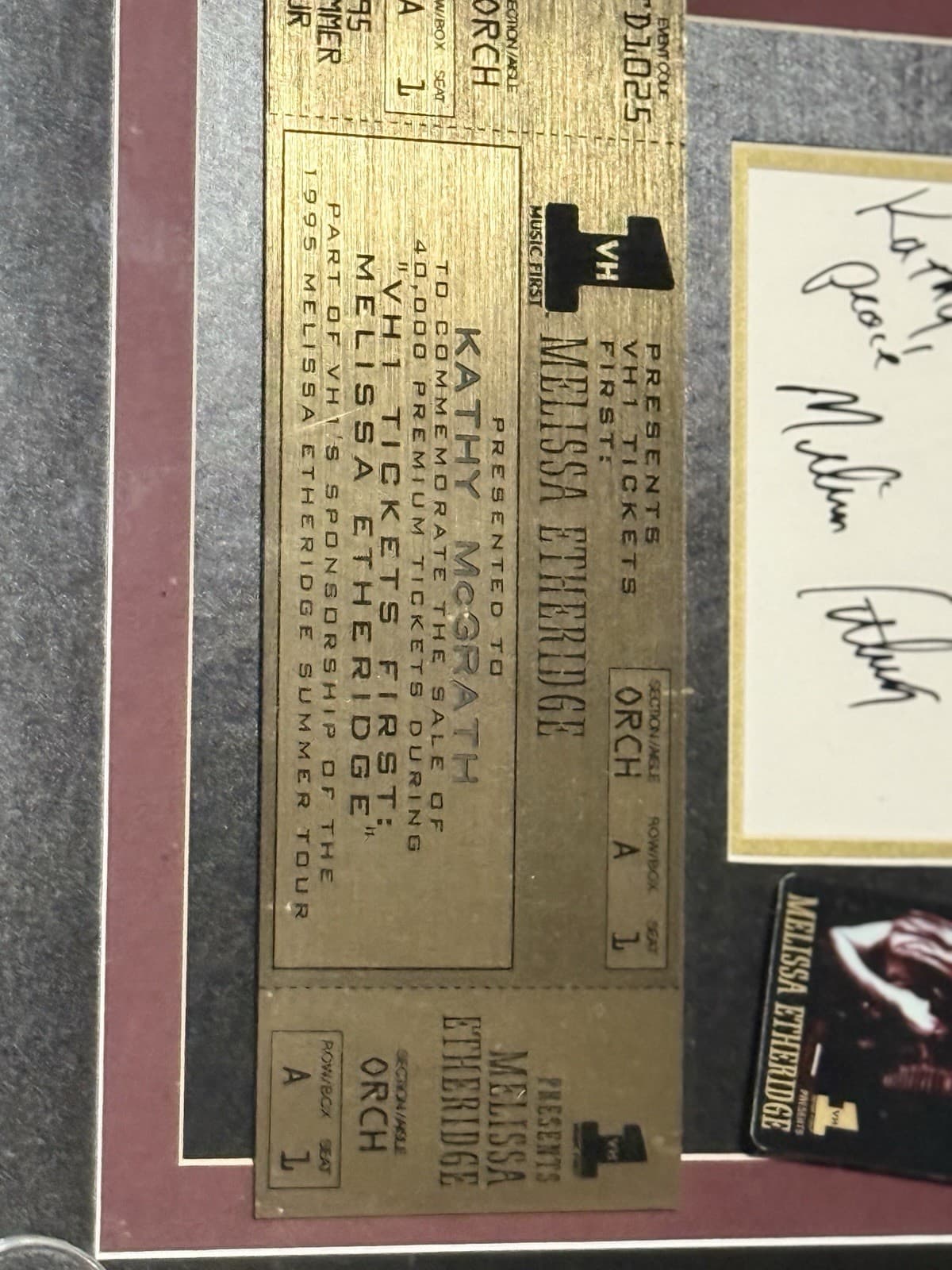 Melissa Etheridge Hand signed VH -1 Ticket Award W/2 Authentic Guitar Picks 6