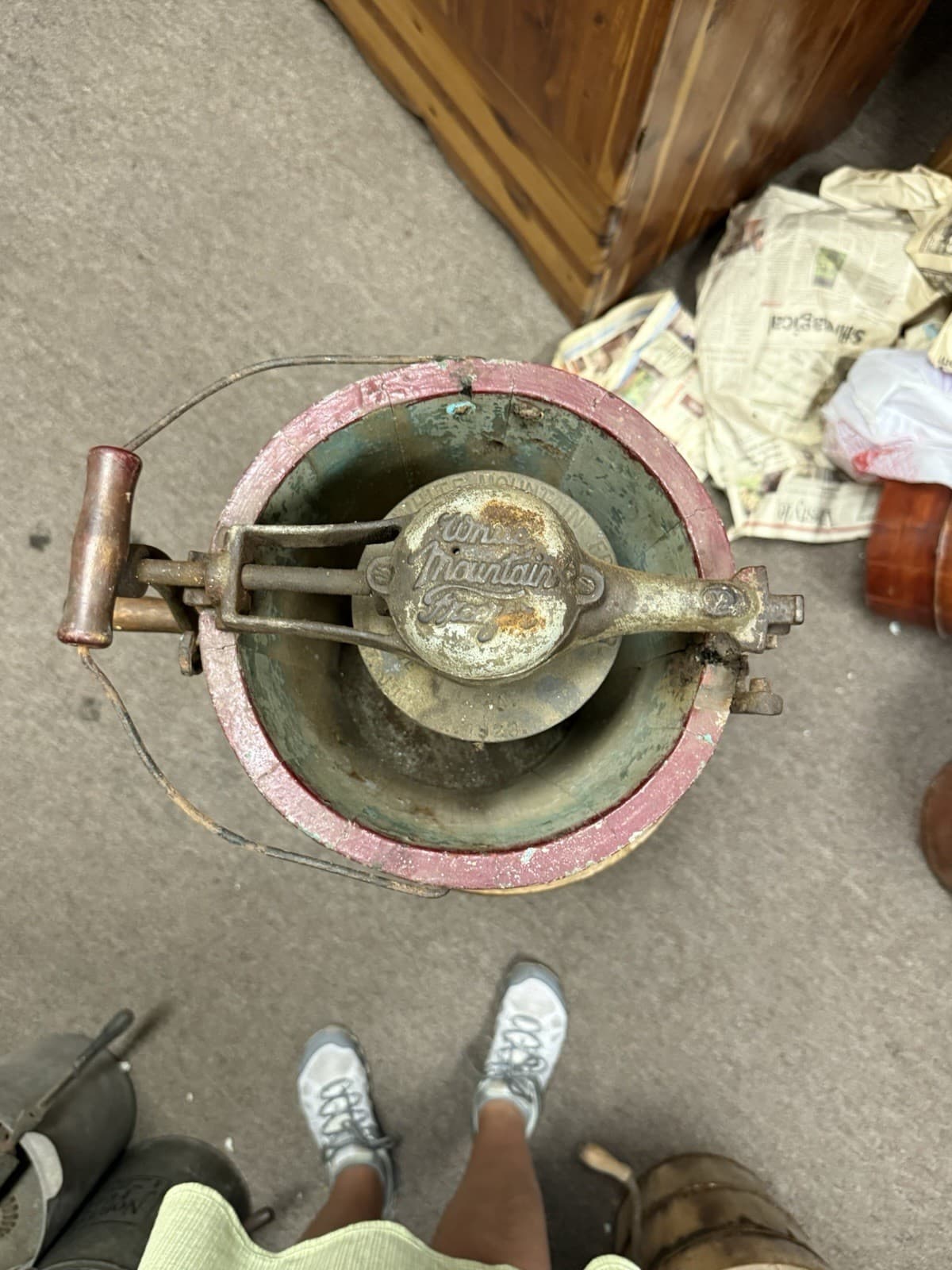 White Mountain Vintage Ice Cream Maker 4