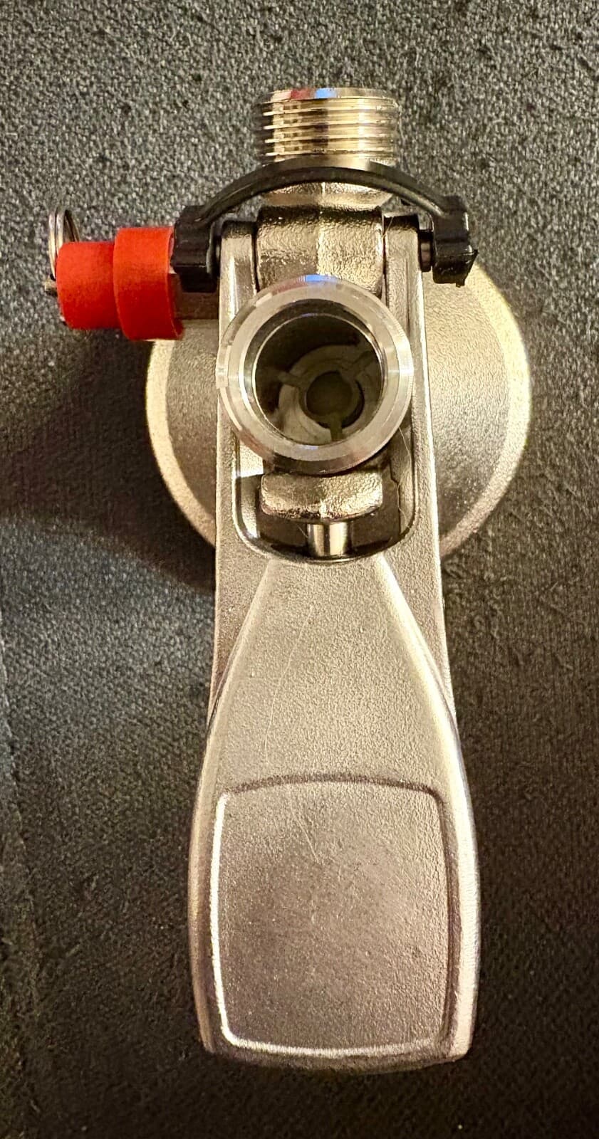 High-Quality G-3 Beer Keg Coupler - Perfect for Anchor & Other Premium Brews