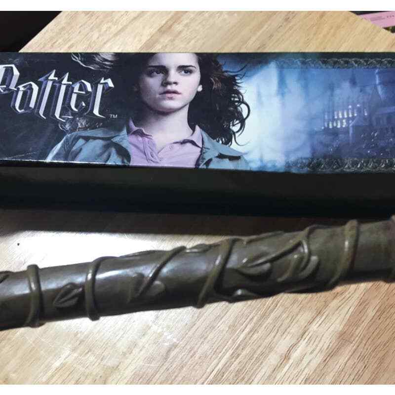 Harry Potter The Noble Collection Light Up Hermione Wand 6