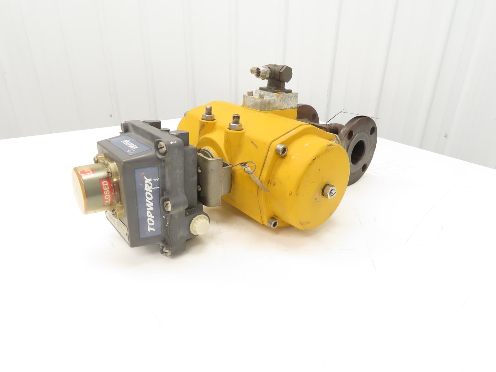 Tufline 2" Flanged Plug Valve w/Emerson Pneumatic Actuator Valvetop Positioner 6