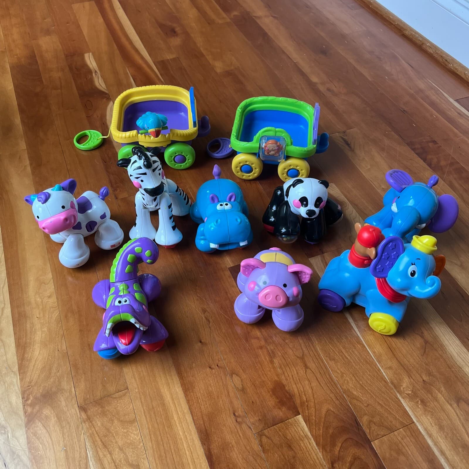 Fisher Price Amazing Animals Musical Sing Go Choo Choo Train 12 Animals Toy 3