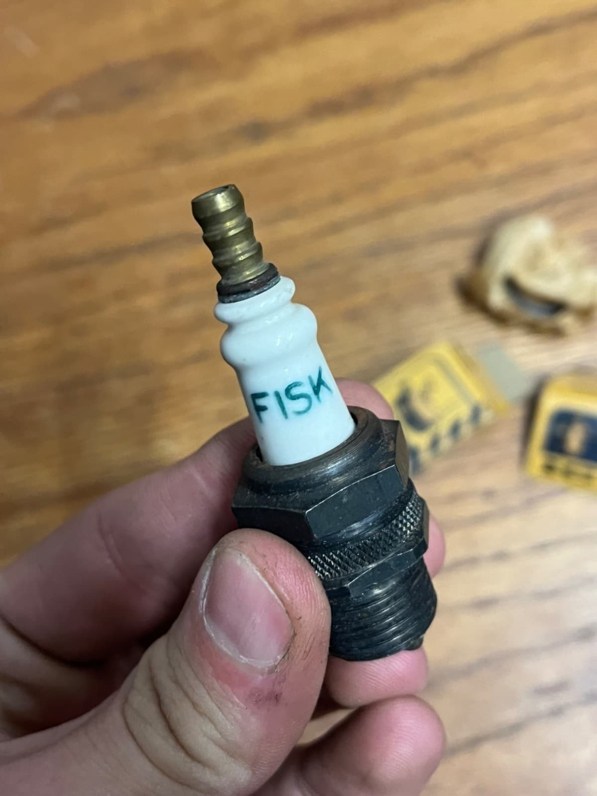 NOS Vintage Fisk Tire B-4 Spark Plug 18mm 7/8" Hex w/ Original Box 2