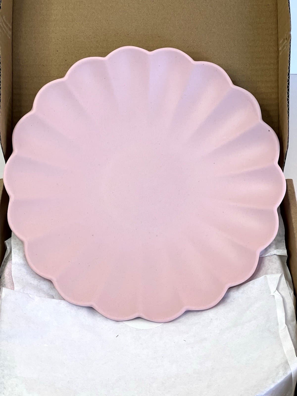 Meri Meri PINK Reusable Bamboo Plates (Pack of 6) Scalloped 7 3/4”x7 3/4” NEW 5