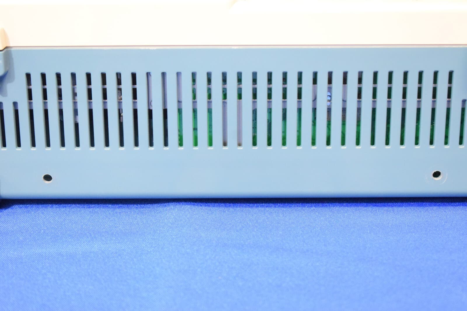 Tektronix TDS1002B 60MHz 2 Channel 1 GS/s Oscilloscope (Calibrated) 3