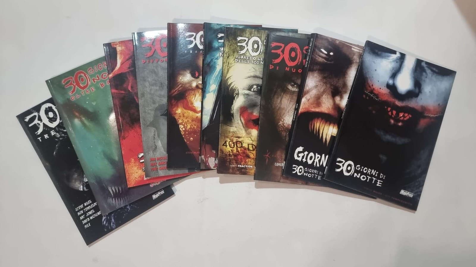 30 DAYS OF NIGHT - Lot (B) 10 Volumes - Paperback - Magic Press