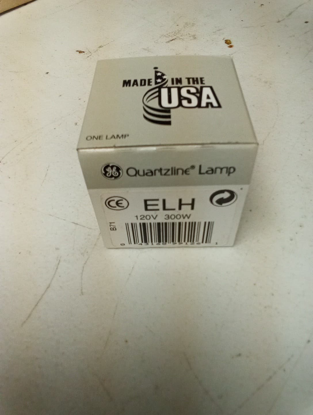 GE Quartzline Lamp ELH 120 VOLTS - 300 WATTS   5