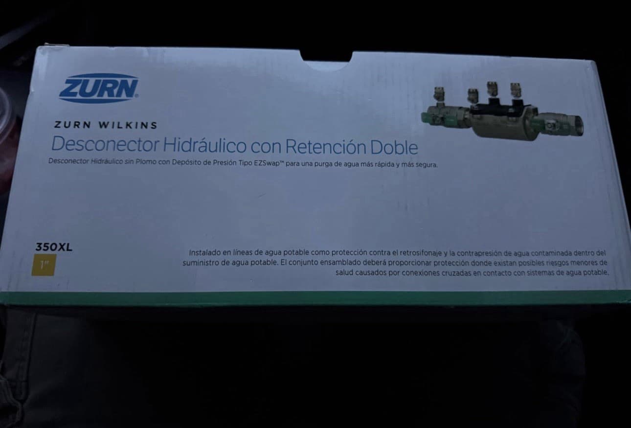 ZURN Wilkins 1 in. 350XL Double Check Backflow Preventer Valve #1 OPEN BOX 2