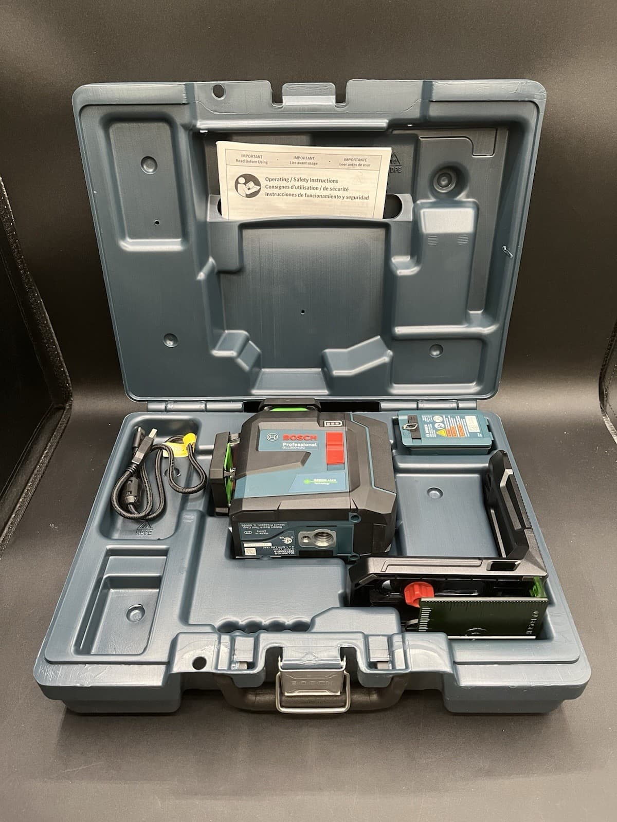 BOSCH GLL300-42G Green Beam Self Leveling 360 Degree 3 Plane Laser Level