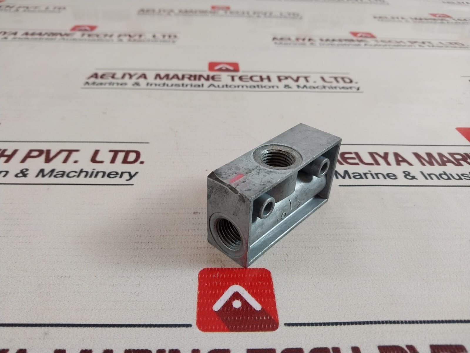 Rexroth 5340170000 Block Pneumatic Shuttle Valve 2