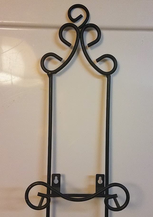 Vintage Wall Plate Holder Holds 3 plates Black Metal Look 38" Tall 3