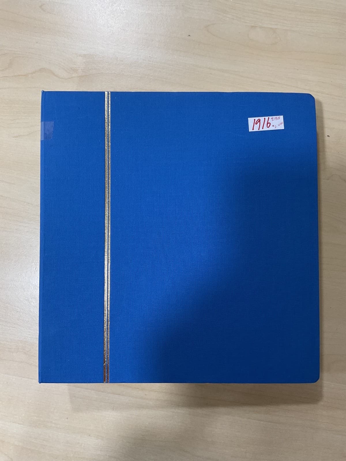 Dominica stamps. KGV - QE. mostly MNH. Schaubek album. EX95