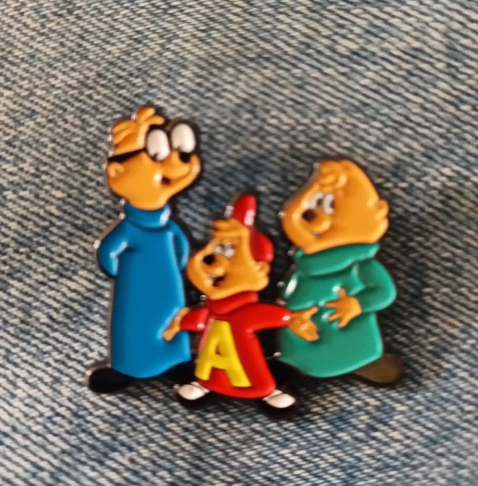 ALVIN AND THE CHIPMUNKS - ENAMEL PIN-SHIP ALL THE PINS YOU BUY FOR $4.99