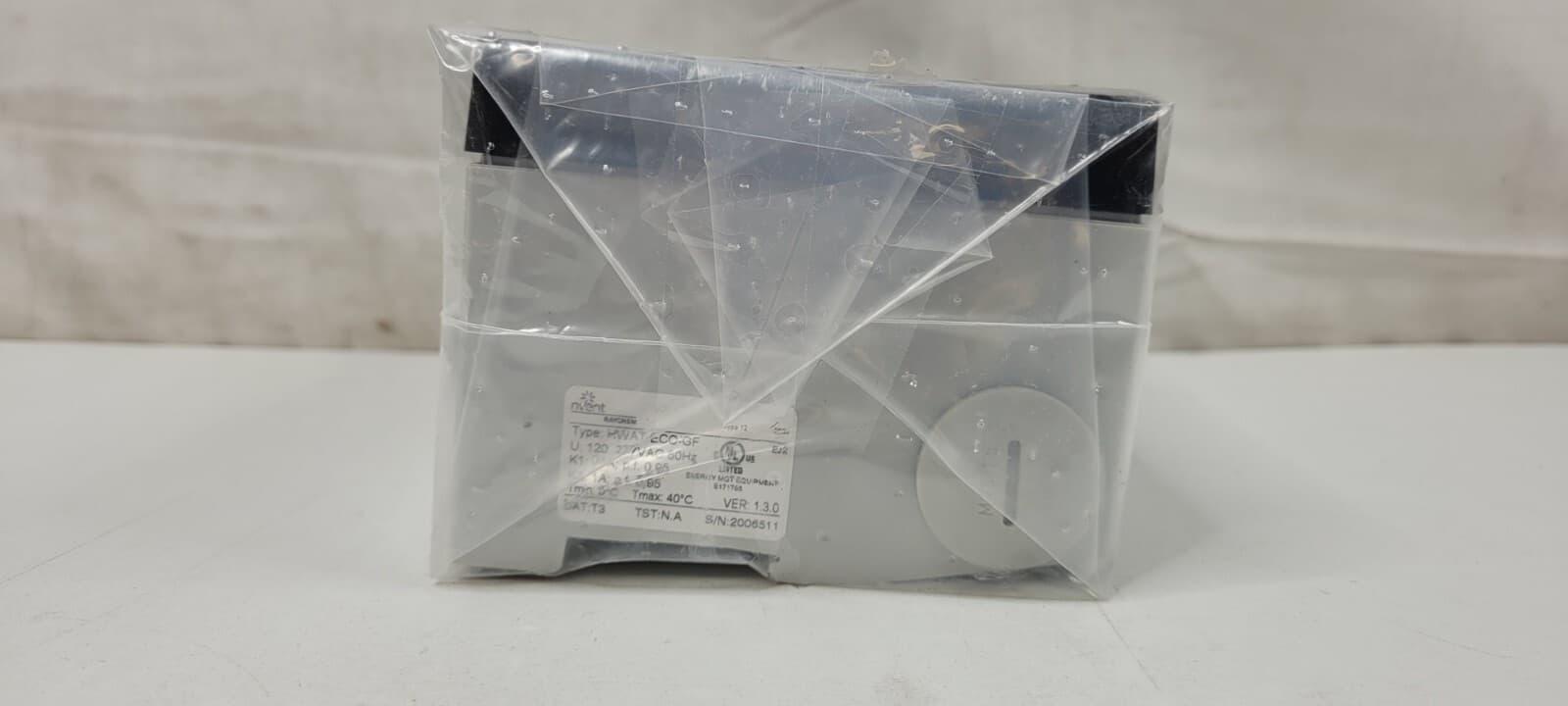 RAYCHEM HWAT-ECO-GF Electronic Controller, 190 - 277 V, DIN-Rail, 5" Touchscreen 3