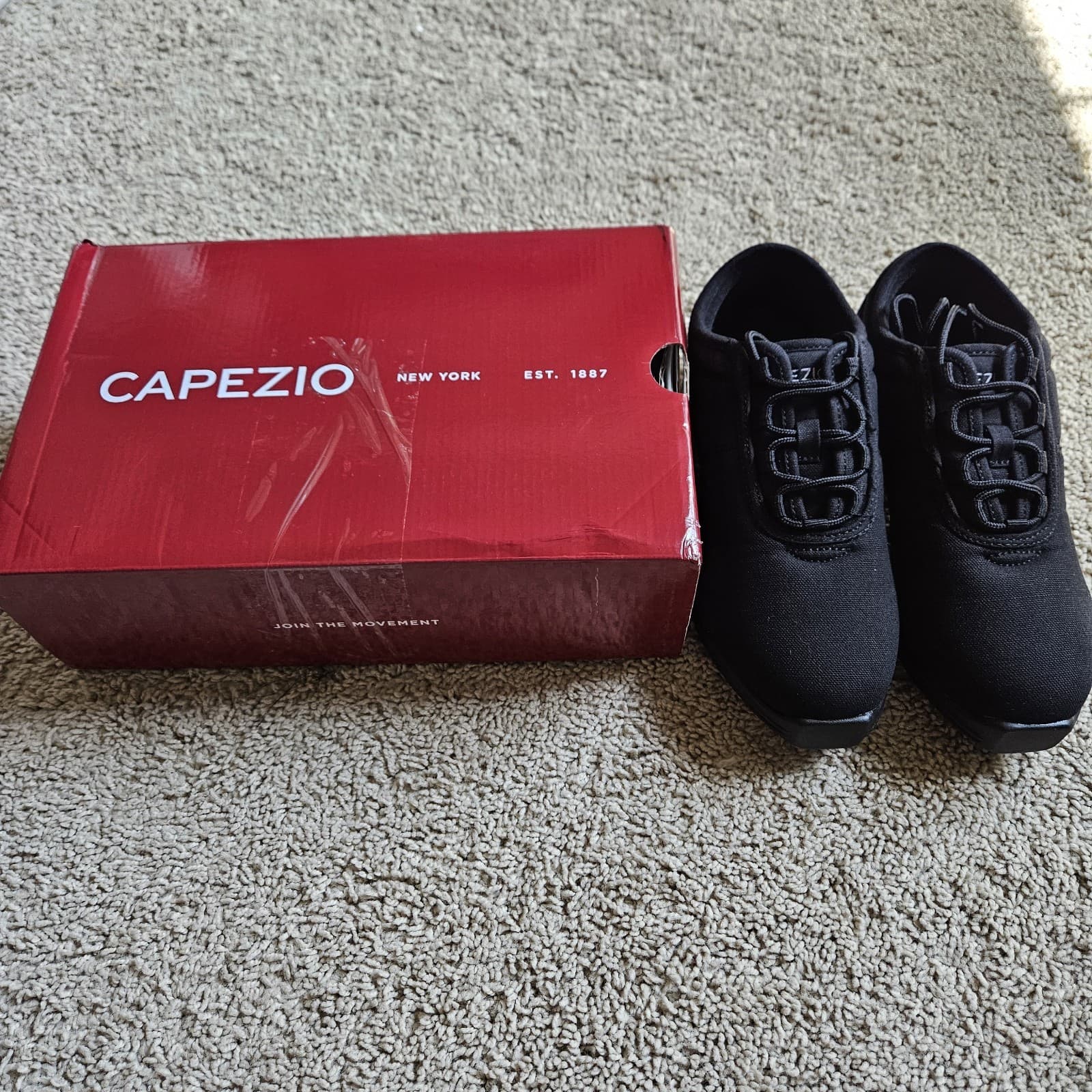 Capezio Canvas Dansneaker Dance Sneakers DS03 Black Size 7.5 Lace up Split Sole