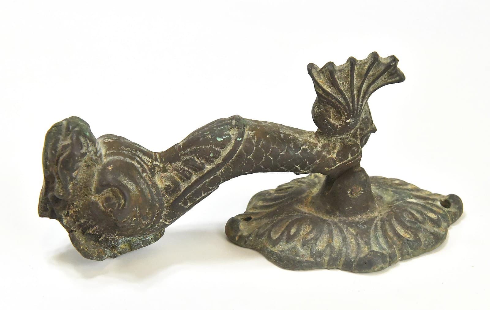 VINTAGE LARGE BRASS BRONZE DOOR KNOCKER FISH DESIGN 2