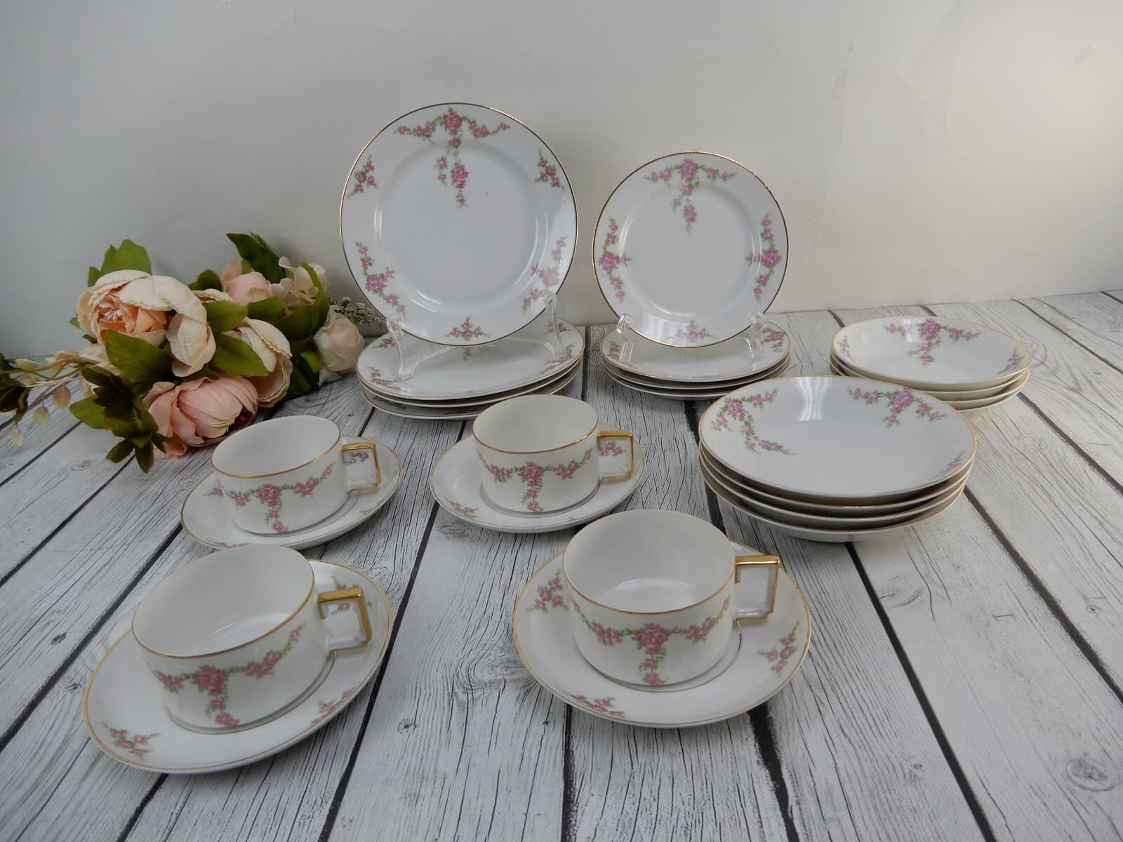 24 Pieces 6-Piece 4 Place Setting Heinrich H&Co Bavaria "Rosalinda" Pink Flowers 4