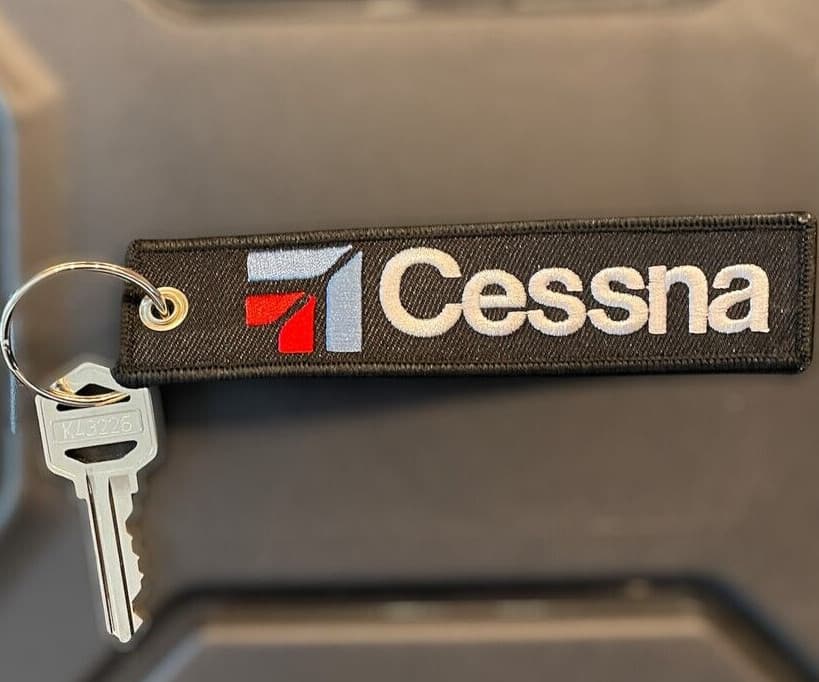 Eat Sleep Fly Keychain Tag Aircraft Aviation Pilot Crew Jet Cessna Boeing 