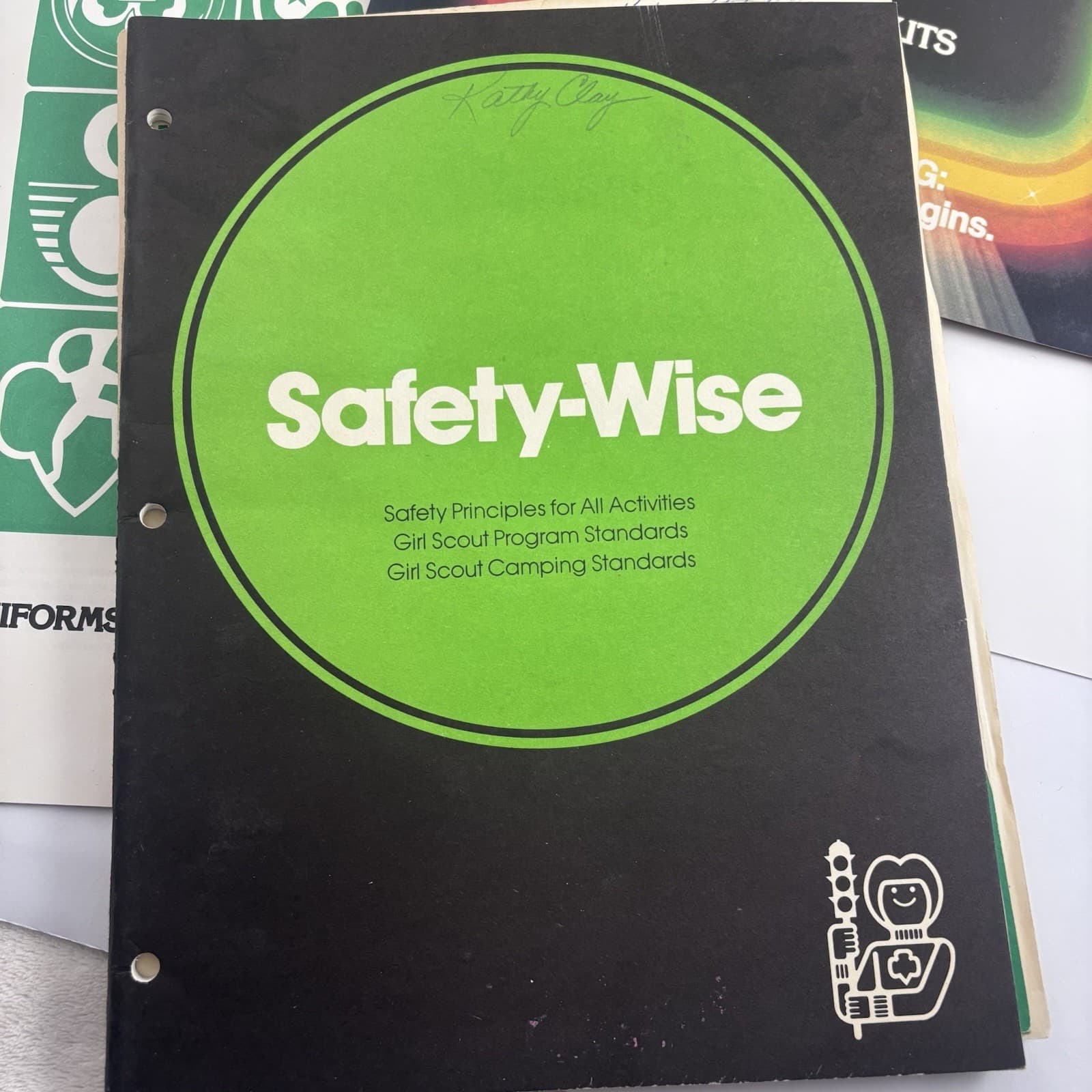 1980s Girl Scouts Cadette/Junior/Senior Troop Manual Books, Binder & Badges 🏕️✨ 5