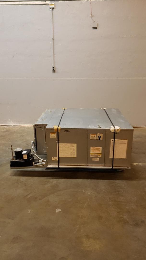 LIEBERT MMD60E2 5 Ton Mini Mate '12 Air Cooled 460v Zero-Footprint(S6LLST10945) 2