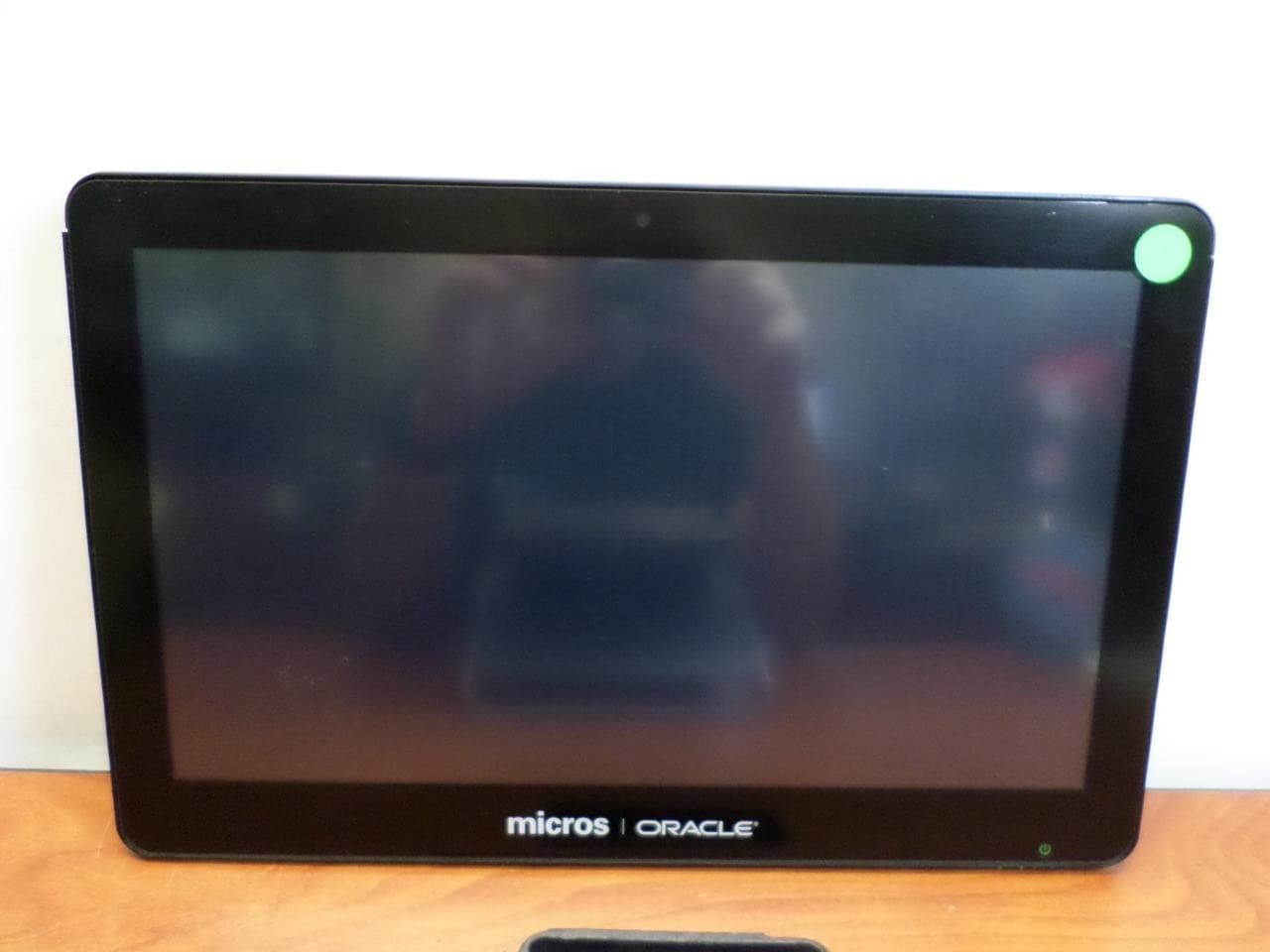 Oracle Micros Workstation 6 Terminal 7321804 with Stand and Power Adapter 2