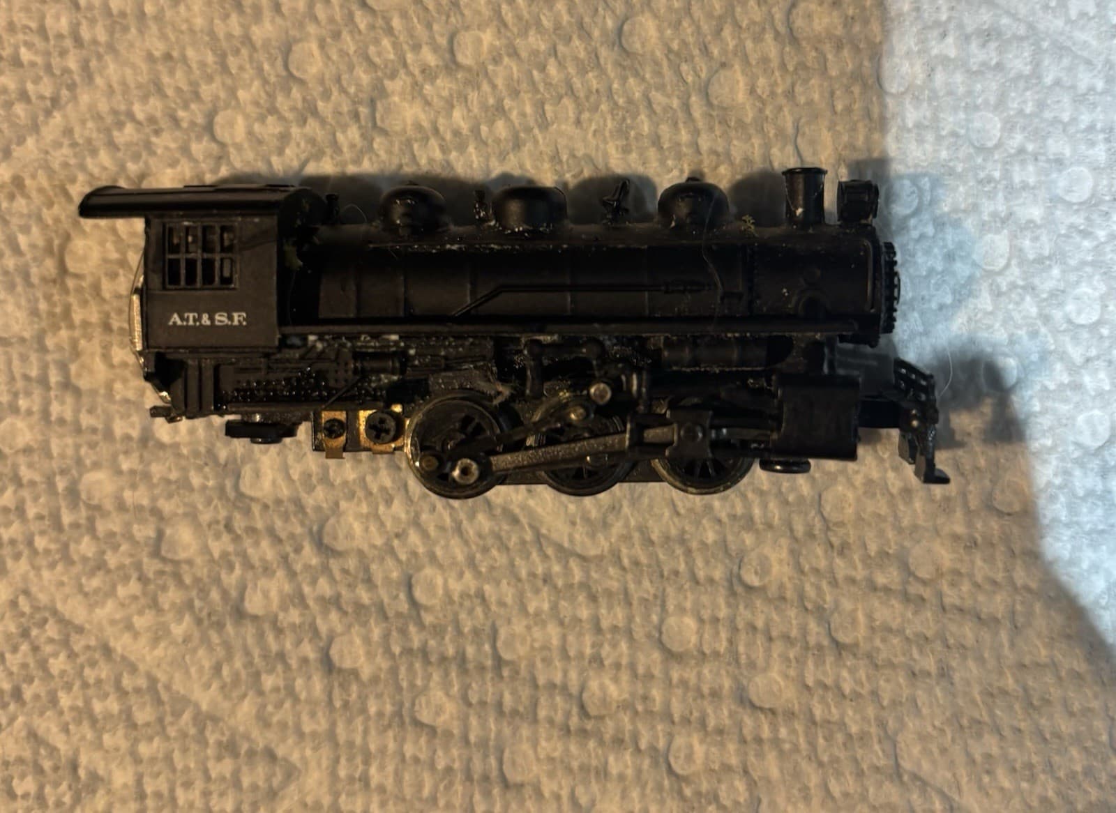 A.T & S.F Z Scale Locomotive 