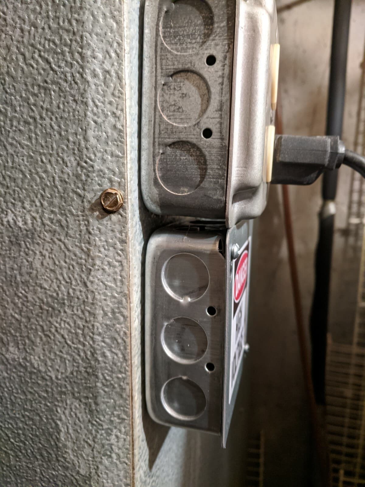 Secret Safe Magnetic Stash Box High Voltage Hidden Compartment Electrical Box 6