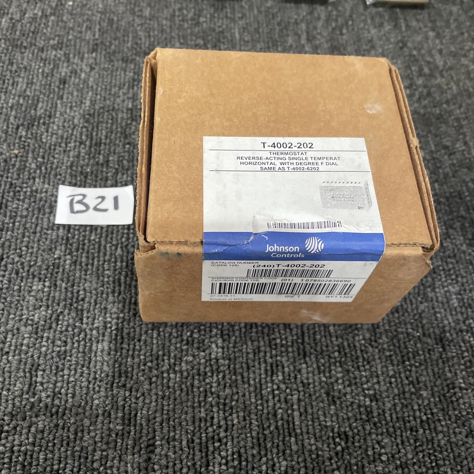 Johnson Controls T-4002-202 Pneumatic Thermostat, Reverse Acting