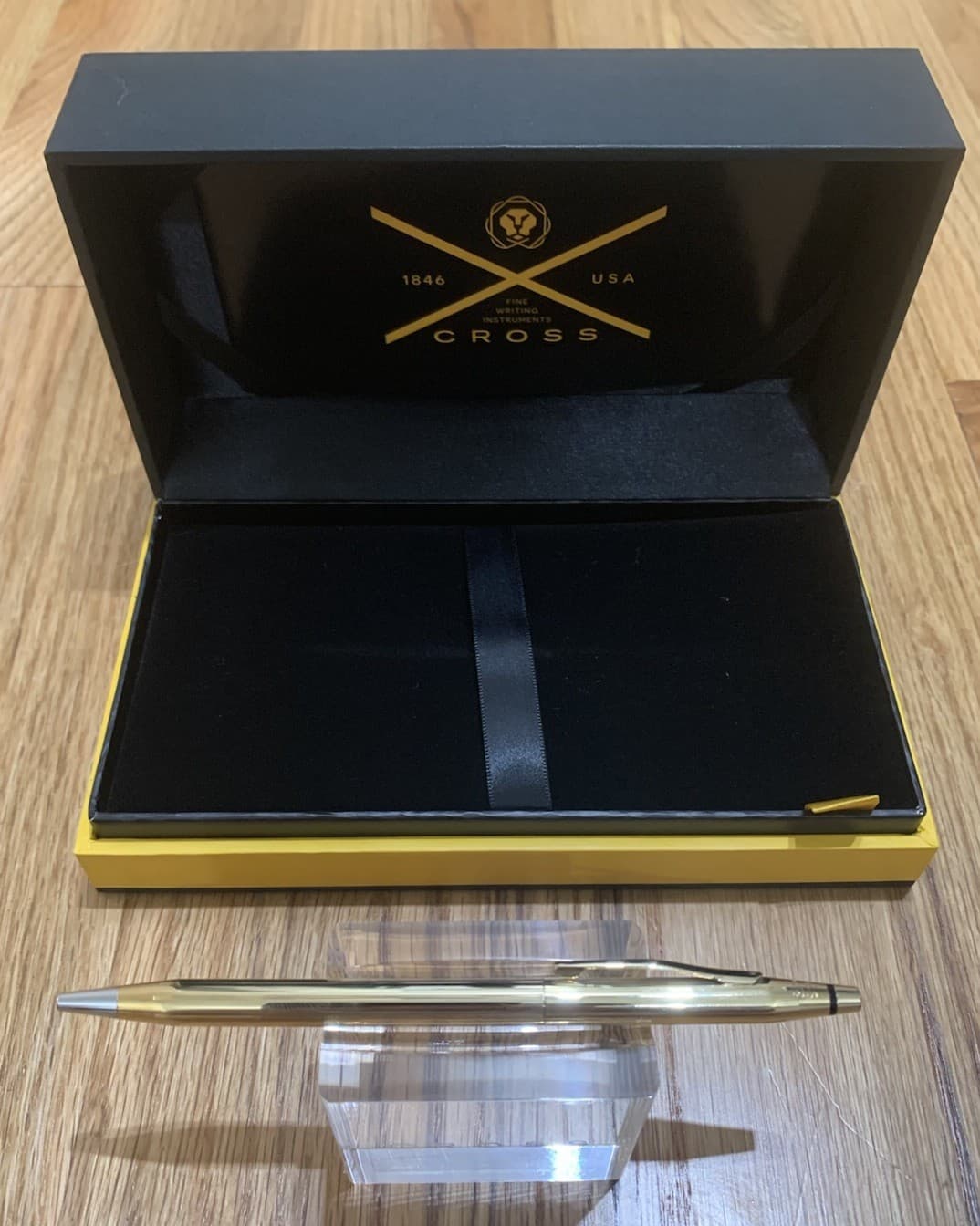 Cross 18K Solid Gold Century Ballpoint Pen In Case, Beautiful!! Hard To Find. 4