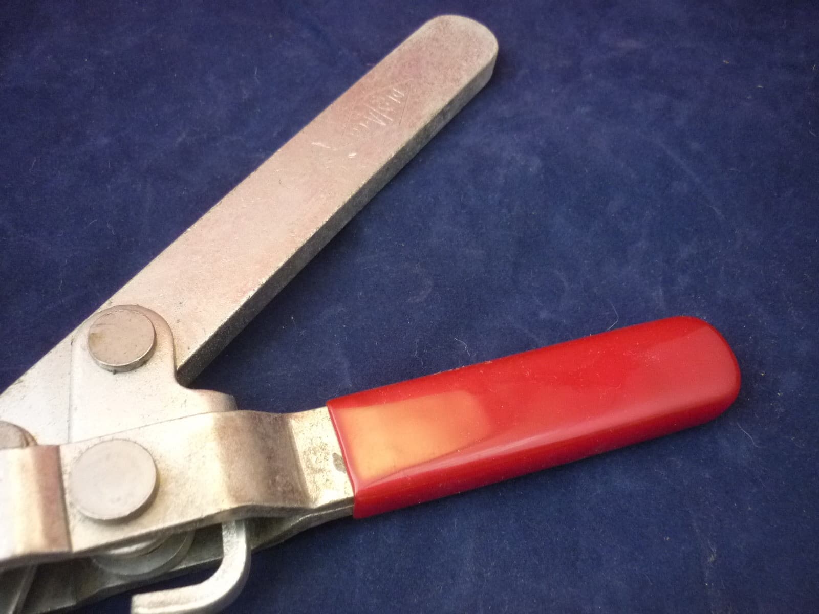 NOS PAIR OF LARGE DE-STA-CO NO. 247 VERTICAL HOLD DOWN CLAMPS 2 NEW 3