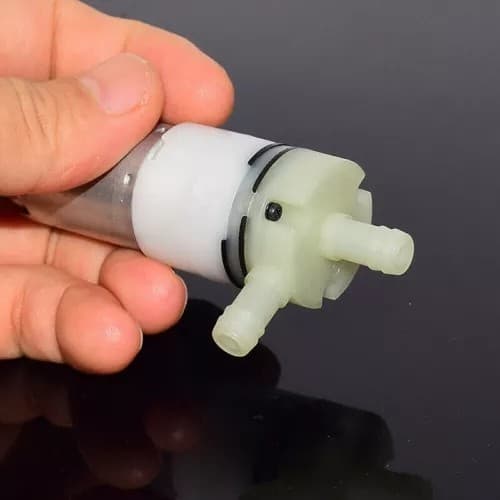 DC12V-24V Micro 370 Diaphragm Self Priming Pump Water Suction Pressure Pump NEW 4