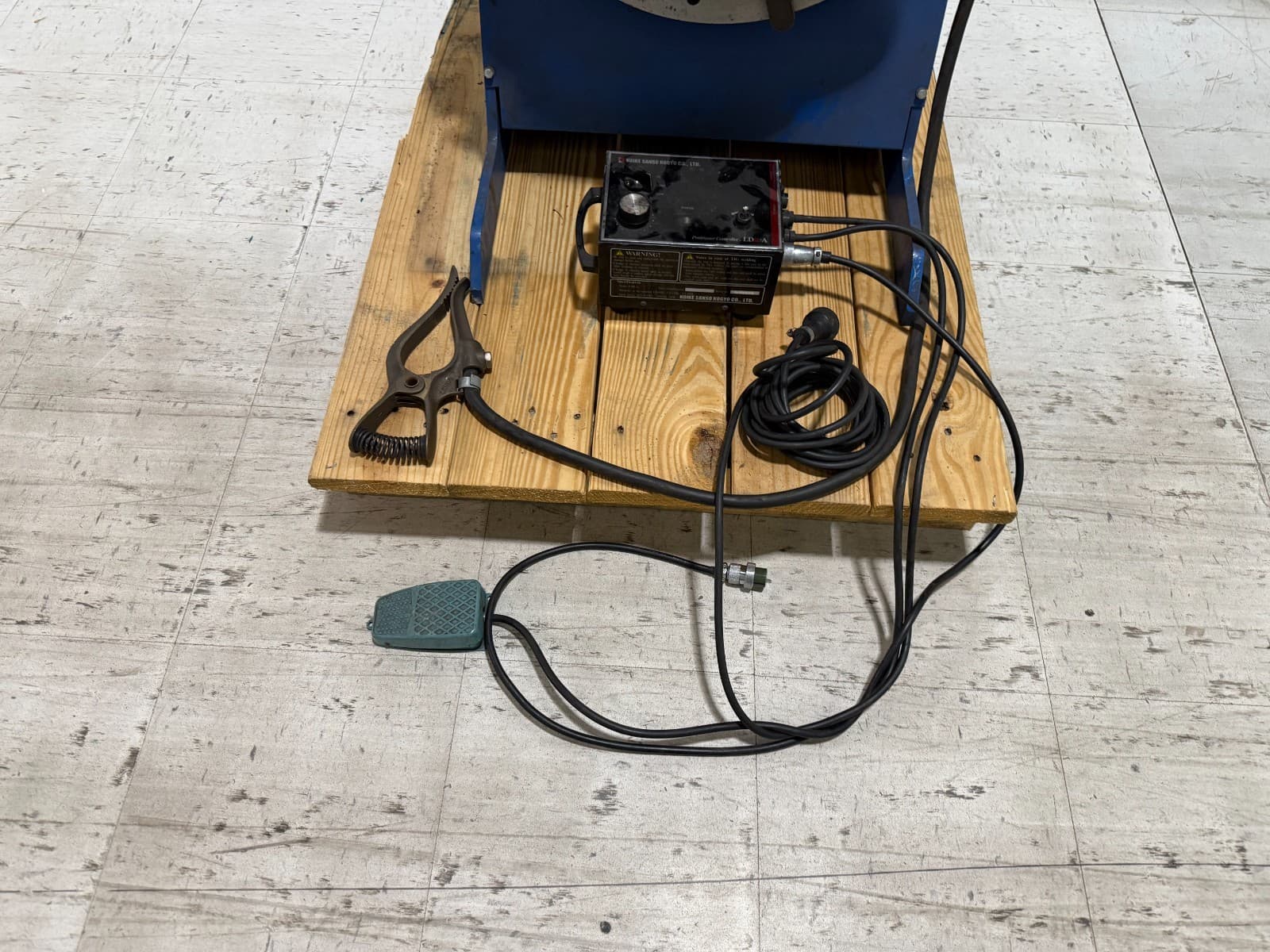 Koike Sanso Kogyo LD-300R Welding Welder Rotary Positioner 300kg 660lb 120v 2