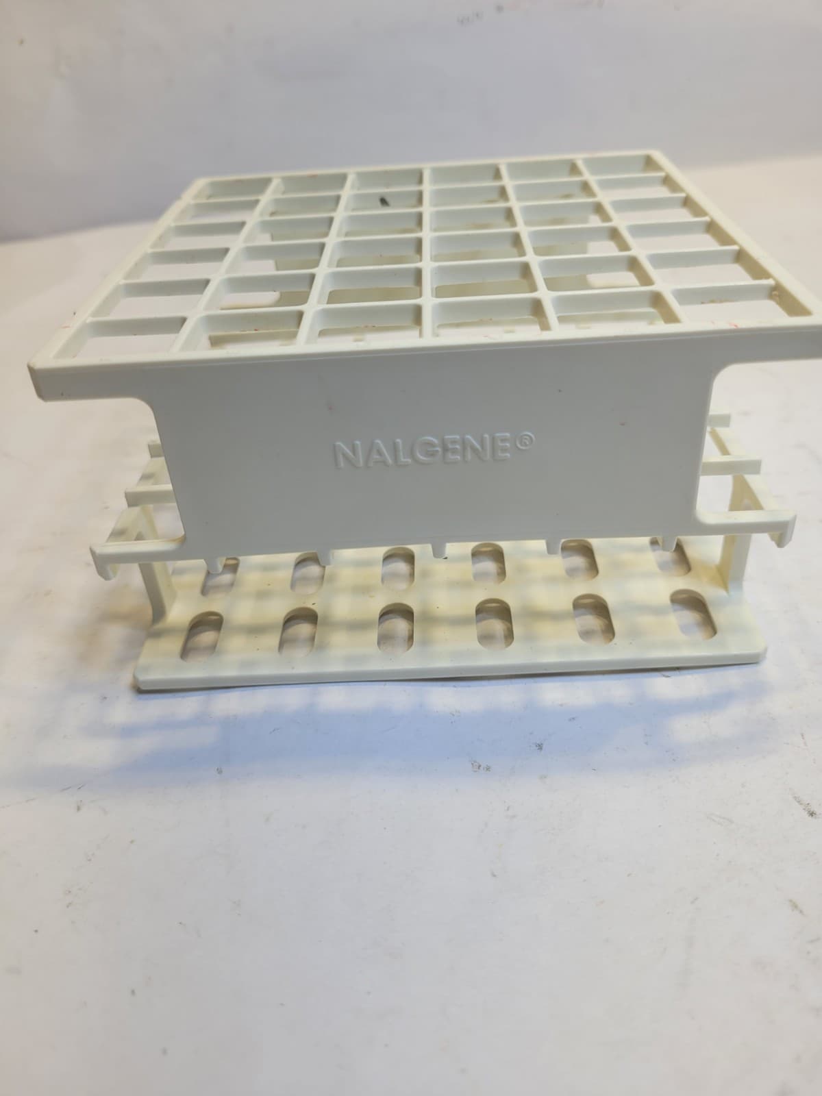 18- Lightly Used Nalgene Resmer Unwire 36 Test Tube 16mm White Half Rack Surplus 3