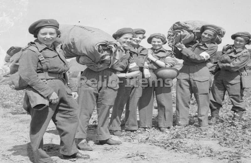 WW2 Picture Photo Queen Alexandra's Imperial Military Nursing in Normandy 0383