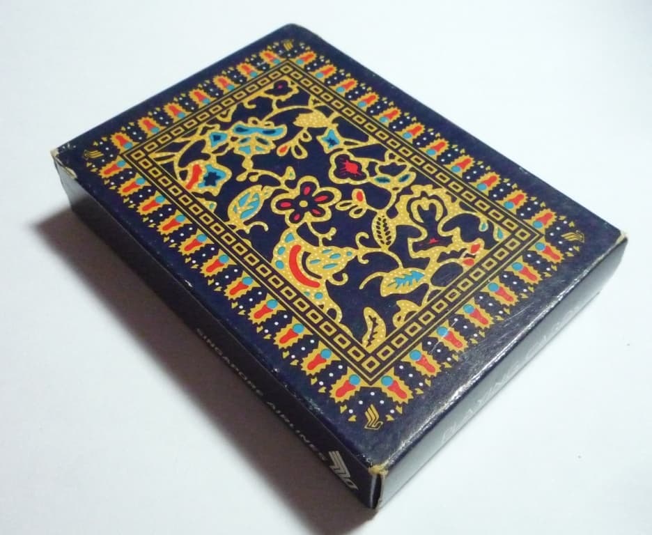 SINGAPORE AIRLINES Playing Cards BLUE GOLD BATIK SQ Sealed Aviation Asia Vintage