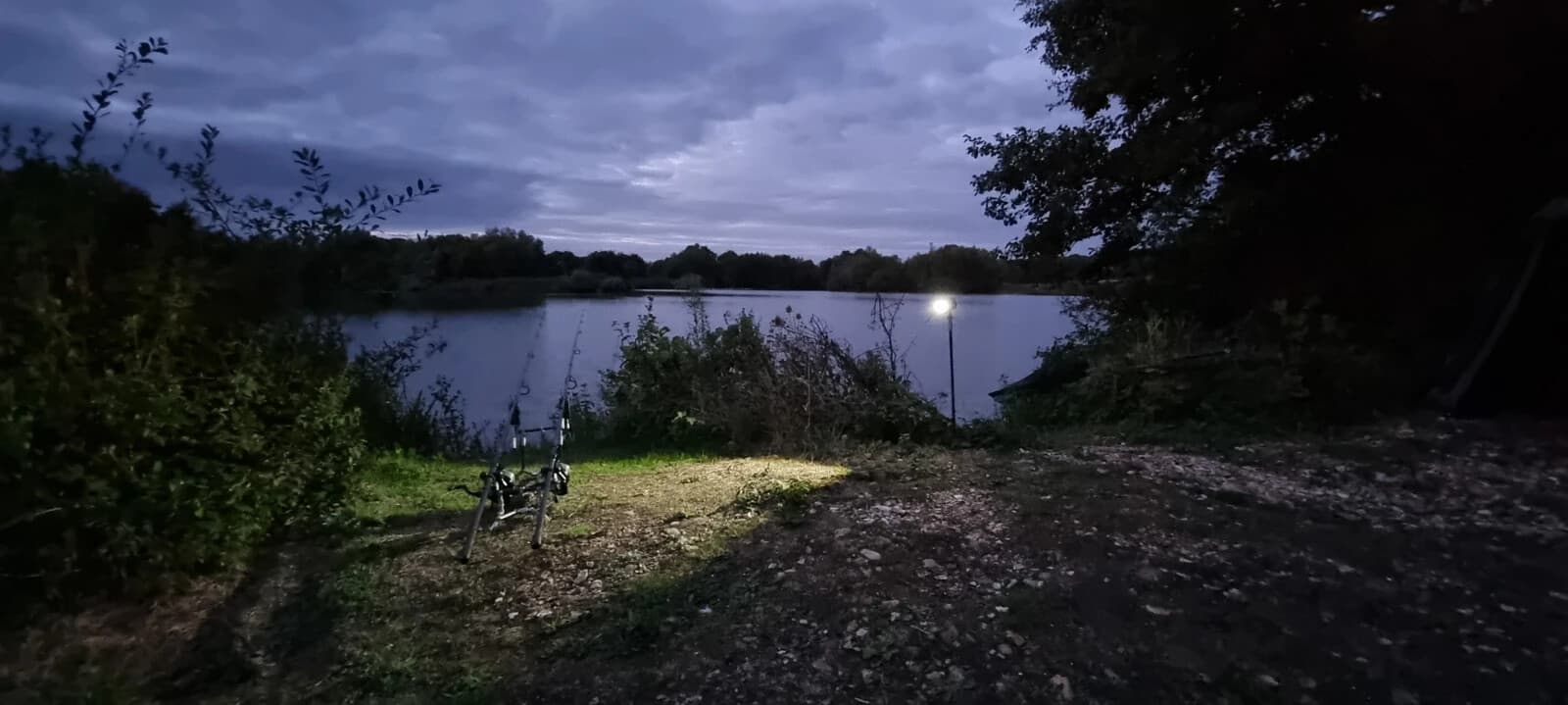 MOTION SENSOR – LED BANK LIGHT -  Motion Detector Infrared Sensor - Carp Fishing 6