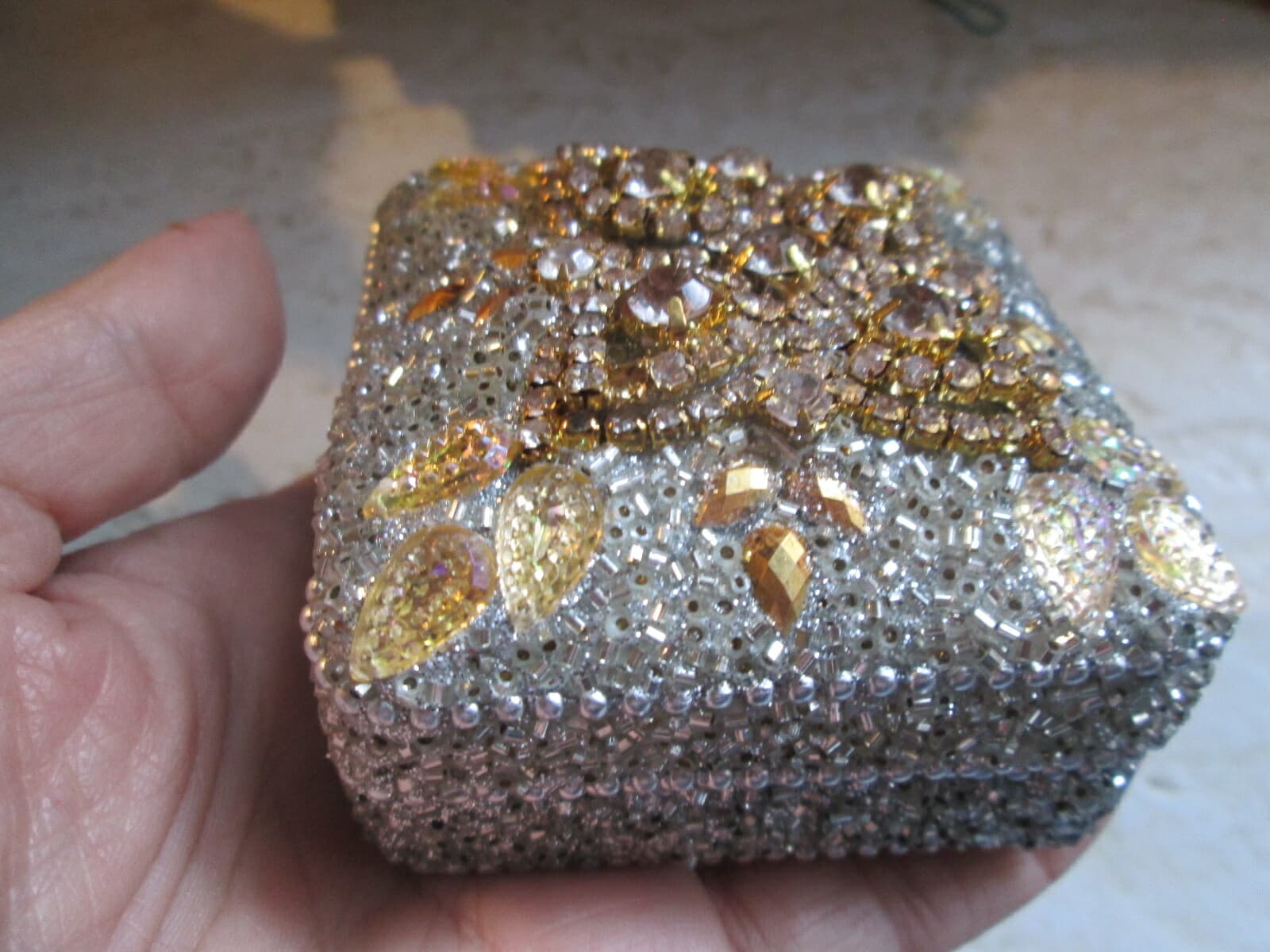 TRINKET BOX JEWEL LUXURY METAL SQUARE SILVER BEADED RHINESTONE CRYSTAL FANCY￼ 4