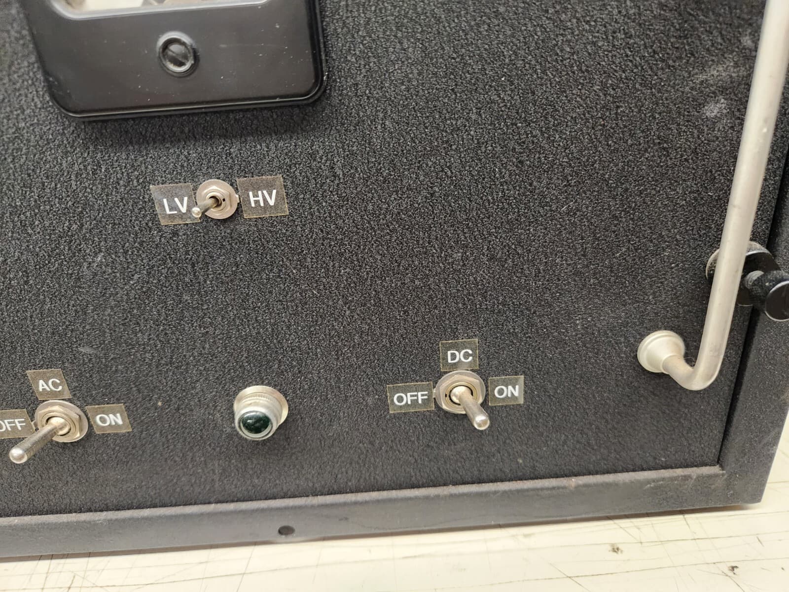 TCS-12 ? Transmitter Power supply. 12.6v, 400vdc, 250vdc, 12vdc relay, 3