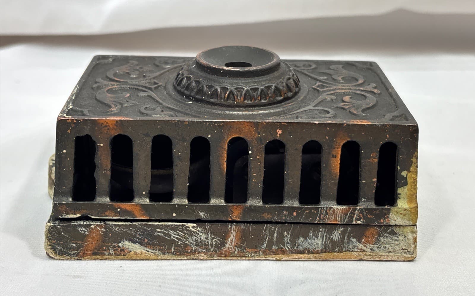 Antique Eastlake Style Cast Iron Electric Doorbell Button Buzzer Patrick Wilkins 5