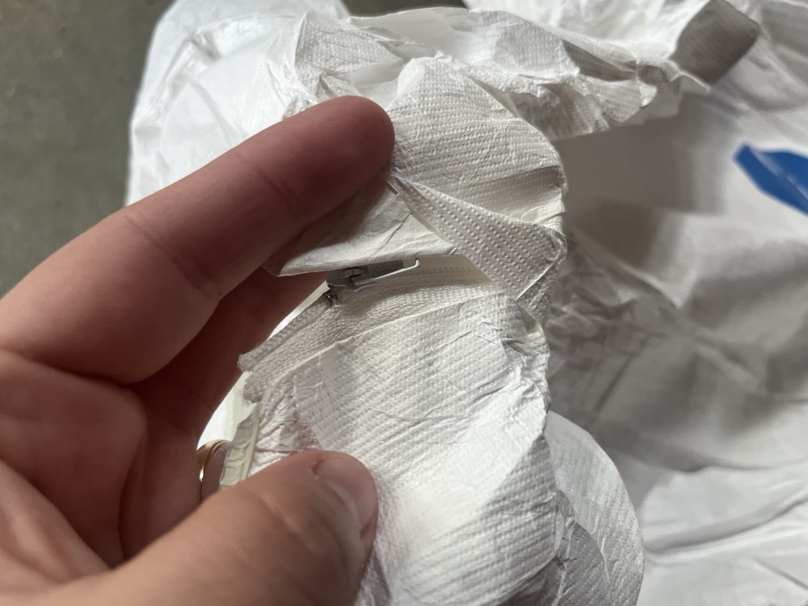 QTY 25 Tyvek 400 DELUXE Coverall Dupont White 2XL TY122SWH2X002500 WOW SEALED 6