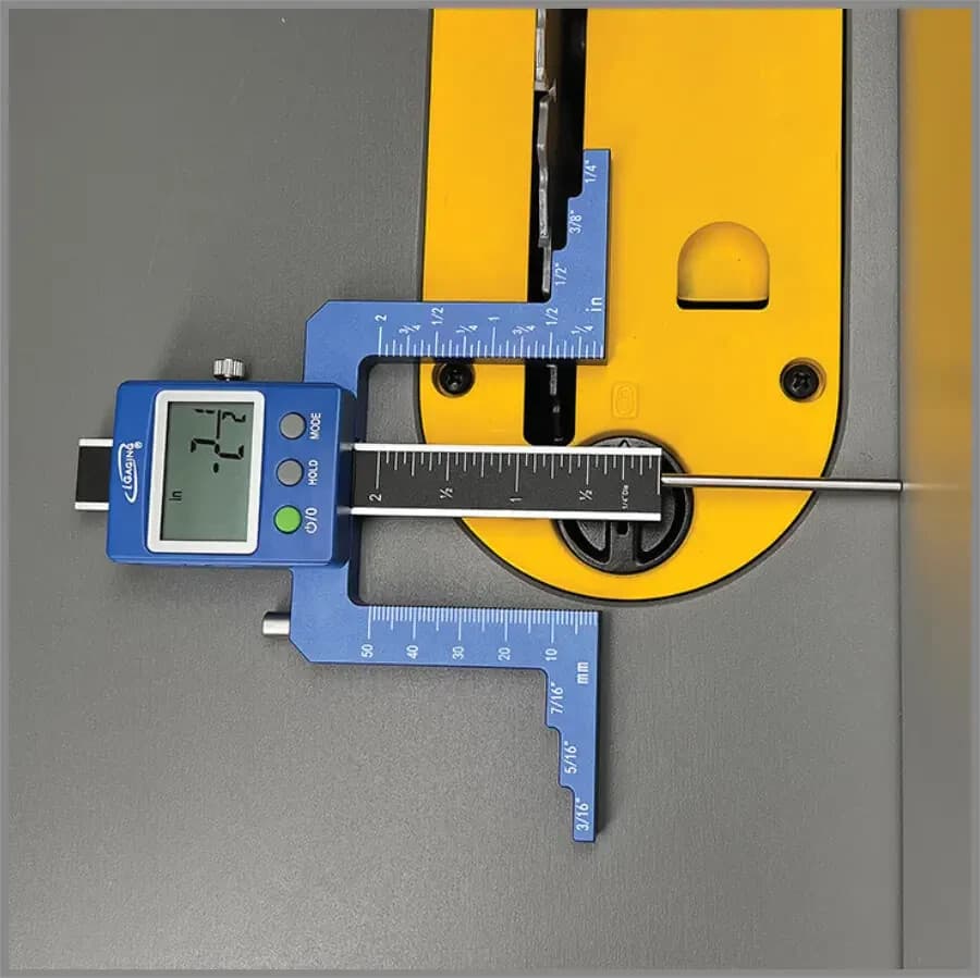 IP54 EZ Read Digital Router and Saw Gauge 3