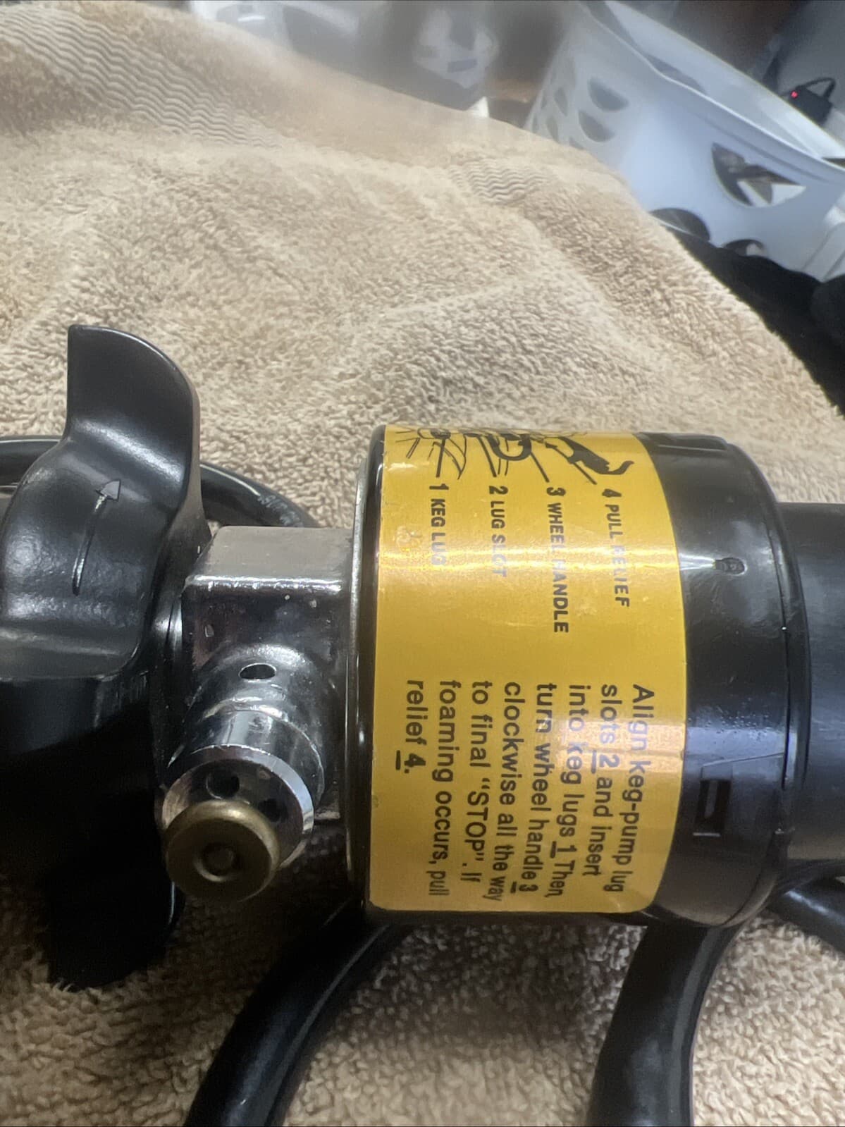 TAP RITE beer KEG PUMP  Style tapper model : FT 42   Works good.  Free Shipping 3